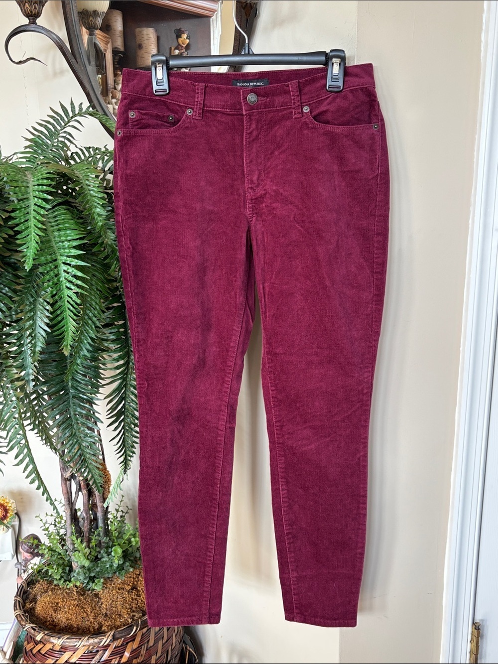Banana Republic Maroon Skinny Corduroy 5-Pocket Classic Casual Pants Fall Ribbed